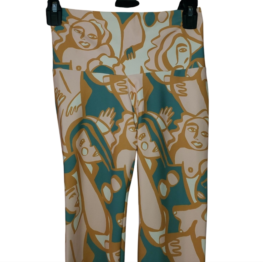 Dazey La Ani Print Figures Sports Leggings View 3